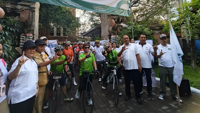 Kampanye Gerakan Bali Bersih, 3 Srikandi Pimpin Goes 1.000 Km Bali-Jakarta